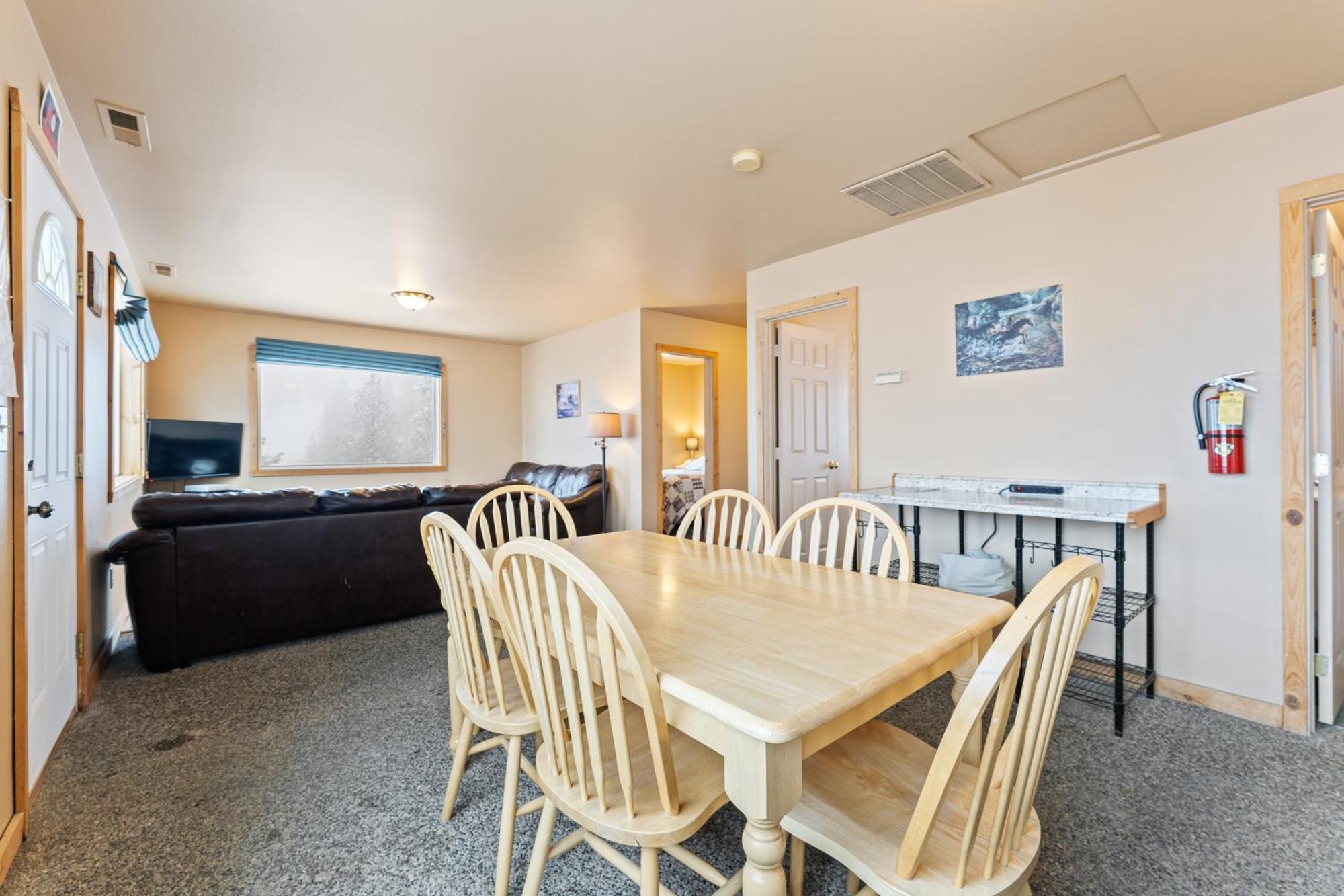 Echo Valley Resort + Cabins Manson Extérieur photo
